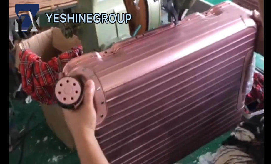 YESHINE: Supply Luggage Suitcase Fabrication Machine Production Line for installing all luggage accessories.